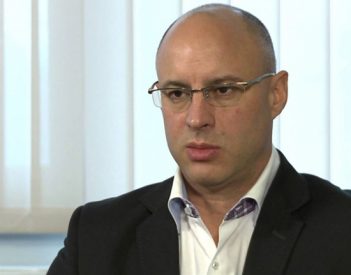 Nagy Zsolt is csatlakozott a “börtönírók ligájához”