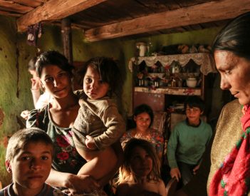 Vadgalambfalva: a falu fejlődik, a roma telep csak növekszik