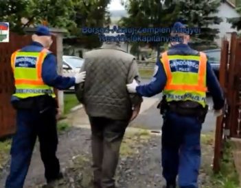 Cetăţeni luaţi de poliţie pentru postări critice la adresa guvernului ungar